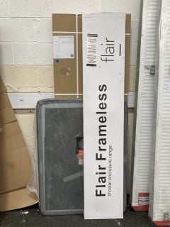 Lot 1197  
            Marchington SR19 - Collection 

                
(COLLECTION ONLY) CLEAR GLASS BLACK FRAMED 700 X 1950MM WET ROOM PANEL WITH A RET...