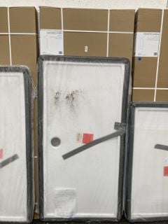 Lot 1205  
            Marchington SR19 - Collection 

                
(COLLECTION ONLY) CLEAR GLASS BLACK FRAMED 800 X 1950MM WET ROOM PANEL WITH A PEA...