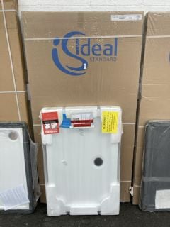 Lot 1226  
            Marchington SR19 - Collection 

                
(COLLECTION ONLY) CLEAR GLASS SILVER FRAMED 1000 X 1900MM SHOWER PANEL WITH A 110...