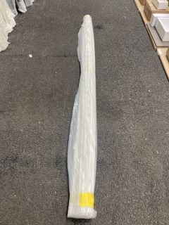 Lot 1231  
            Marchington SR19 - Collection 

                
(COLLECTION ONLY) QTY OF LUSTRO LITE TRIMS IN WHITE - RRP £1100: LOCATION - A5