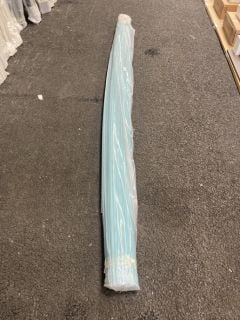 Lot 1234  
            Marchington SR19 - Collection 

                
(COLLECTION ONLY) QTY OF LUSTRO LITE TRIMS IN BLUE - RRP £1100: LOCATION - A5