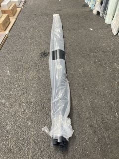 Lot 1250  
            Marchington SR19 - Collection 

                
(COLLECTION ONLY) QTY OF LUSTRO LITE TRIMS IN BLACK - RRP £1100: LOCATION - A5