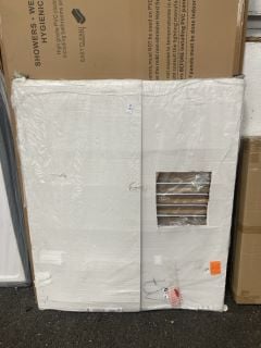 Lot 1317  
            Marchington SR19 - Delivery or Collection 

                
CHROME STRAIGHT TUBED HEATED TOWEL RADIATOR 1200 X 1000MM: LOCATION - B1