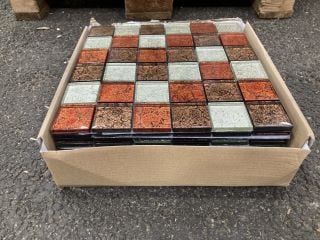 Lot 308  
            Marchington SR19 - Collection 

                
(COLLECTION ONLY) 1 BOX = 11 SHEETS OF 1M2 SQUARE COPPER BRONZE SILVER MIXED TILE...