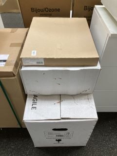 Lot 411  
            Marchington SR19 - Delivery or Collection 

                
CLOSED COUPLED W/C WITH CISTERN FITTINGS, DUAL FLUSH TOP CHROME BUTTON & SEAT - O...