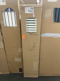 Lot 477  
            Marchington SR19 - Delivery or Collection 

                
TRADITIONAL HORIZONTAL 4 COLUMN CAST IRON STYLE RADIATOR IN WHITE 1595 X 300MM - ...