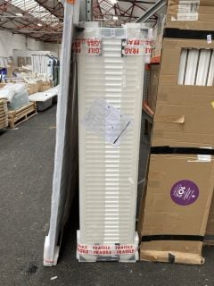 Lot 484  
            Marchington SR19 - Delivery or Collection 

                
MILANO DOUBLE COMPACT RADIATOR 1600 X 400MM - RRP £399: LOCATION - B6 ISLAND