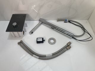 Lot 539  
            Marchington SR19 - Delivery or Collection 

                
VITRA ORIGIN NO TOUCH HIGH MONO BASIN MIXER IN CHROME - RRP £805: LOCATION - RACK...