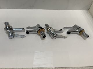 Lot 568  
            Marchington SR19 - Delivery or Collection 

                
SET OF LEVER ACTION BATH & BASIN PILLAR TAPS IN CHROME - RRP £210: LOCATION - RAC...