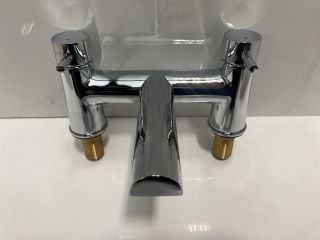 Lot 570  
            Marchington SR19 - Delivery or Collection 

                
DECK MOUNTED BATH FILLER IN CHROME - RRP £245: LOCATION - RACKING 1