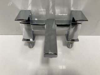Lot 573  
            Marchington SR19 - Delivery or Collection 

                
DECK MOUNTED BATH FILLER IN CHROME - RRP £245: LOCATION - RACKING 1