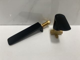 Lot 575  
            Marchington SR19 - Delivery or Collection 

                
WALL MOUNTED BASIN MIXER IN BLACK - RRP £195: LOCATION - RACKING 1