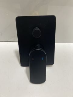 Lot 663  
            Marchington SR19 - Delivery or Collection 

                
WALL MOUNTED MANUAL VALVE IN BLACK - RRP £110: LOCATION - RACKING 1