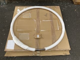 Lot 671  
            Marchington SR19 - Collection 

                
(COLLECTION ONLY) TRADITIONAL 880MM DIAM WALL MOUNTED CHROME SHOWER CURTAIN RING ...