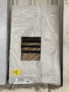 Lot 692  
            Marchington SR19 - Delivery or Collection 

                
BLACK STRAIGHT TUBED HEATED TOWEL RADIATOR 800 X 500MM - RRP £169: LOCATION - B3