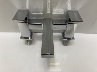 Lot 742  
            Marchington SR19 - Delivery or Collection 

                
DECK MOUNTED BATH FILLER IN CHROME - ORIGINAL RRP £245: LOCATION - RACKING 3