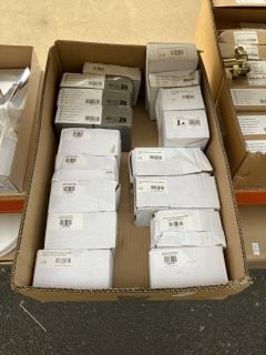 Lot 837  
            Marchington SR19 - Delivery or Collection 

                
QTY OF ASSORTED RADIATOR VALVES - RRP £500: LOCATION - RACKING 3