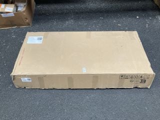Lot 860  
            Marchington SR19 - Delivery or Collection 

                
1130 X 500MM W/C WALL FRAME - RRP £225: LOCATION - RACKING 3
