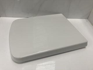 Lot 872  
            Marchington SR19 - Delivery or Collection 

                
WHITE SQUARE W/C SEAT - RRP £70: LOCATION - RACKING 3