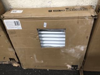Lot 891  
            Marchington SR19 - Delivery or Collection 

                
TRADITIONAL HORIZONTAL 3 COLUMN CAST IRON STYLE RADIATOR IN WHITE 785 X 750MM - R...