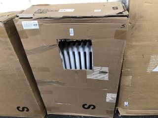 Lot 895  
            Marchington SR19 - Delivery or Collection 

                
TRADITIONAL HEATED TOWEL RADIATOR IN BRUSHED GOLD WITH A 8 X 3 COLUMN CAST IRON S...