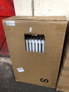 Lot 896  
            Marchington SR19 - Delivery or Collection 

                
TRADITIONAL HEATED TOWEL RADIATOR IN OIL RUBBED BRONZE WITH A 8 X 3 COLUMN CAST I...