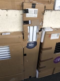 Lot 902  
            Marchington SR19 - Delivery or Collection 

                
WHITE VERTICAL DOUBLE OVAL TUBED RADIATOR 1400 X 236MM - RRP £540: LOCATION - B3