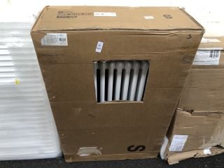 Lot 907  
            Marchington SR19 - Delivery or Collection 

                
TRADITIONAL HEATED TOWEL RADIATOR IN OIL RUBBED BRONZE WITH A 8 X 3 COLUMN CAST I...