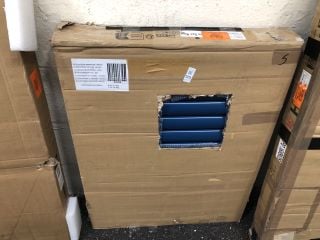 Lot 920  
            Marchington SR19 - Delivery or Collection 

                
DEEP SEA BLUE HORIZONTAL DOUBLE OVAL TUBED RADIATOR 826 X 635MM - RRP £445: LOCAT...