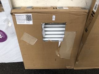 Lot 924  
            Marchington SR19 - Delivery or Collection 

                
TRADITIONAL HORIZONTAL 2 COLUMN CAST IRON STYLE RADIATOR IN WHITE 785 X 600MM - R...