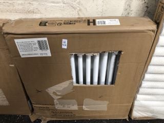 Lot 928  
            Marchington SR19 - Delivery or Collection 

                
TRADITIONAL HORIZONTAL 2 COLUMN CAST IRON STYLE RADIATOR IN WHITE 605 X 600MM - R...