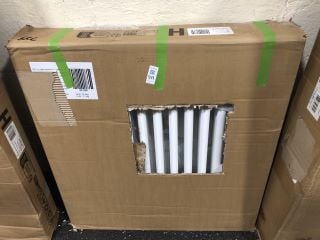Lot 931  
            Marchington SR19 - Delivery or Collection 

                
TRADITIONAL HORIZONTAL 2 COLUMN CAST IRON STYLE RADIATOR IN WHITE 605 X 600MM - R...