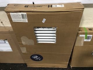 Lot 932  
            Marchington SR19 - Delivery or Collection 

                
TRADITIONAL HORIZONTAL 2 COLUMN CAST IRON STYLE RADIATOR IN WHITE 1010 X 600MM - ...