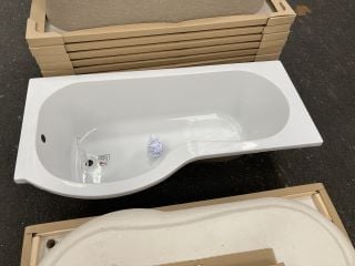 Lot 961  
            Marchington SR19 - Delivery or Collection 

                
10 X 1700 X 850MM NTH LH P-SHAPED SHOWER BATH - ORIGINAL RRP £3490: LOCATION - B6...
