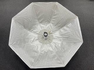 Lot 141  
            Marchington - Delivery or Collection 

                
ELINCHROM ROTALUX 74" OCTA SOFTBOX STUDIO LIGHTING EQUIPMENT. (WITH CARRY CASE) [...