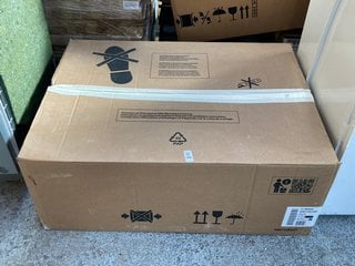 Lot 148  
            Marchington SR11 - Delivery or Collection 

                
BOSCH 75CM CHIMNEY COOKER HOOD: MODEL DWP74BC50B - ORIGINAL RRP £319: LOCATION - D2