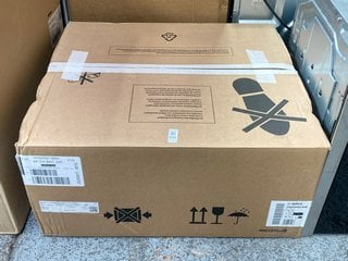 Lot 170  
            Marchington SR11 - Delivery or Collection 

                
BOSCH 60CM CHIMNEY COOKER HOOD: MODEL DWP64BC50B - ORIGINAL RRP £229: LOCATION - D1