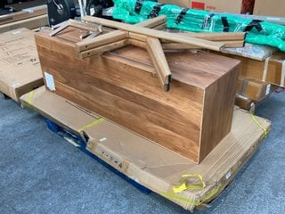 Lot 248  
            Marchington SR11 - Delivery or Collection 

                
2 X ASSORTED JOHN LEWIS & PARTNERS ITEMS TO INCLUDE JOHN LEWIS & PARTNERS LARGE 3...
