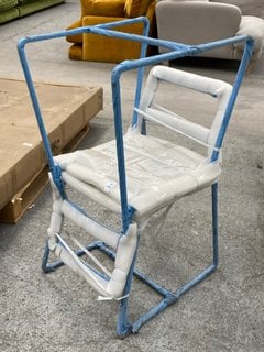 Lot 298  
            Marchington SR11 - Delivery or Collection 

                
PAIR OF GARDEN ALUMINIUM DINING CHAIRS: LOCATION - B2