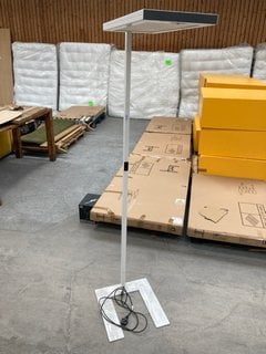 Lot 314  
            Marchington SR11 - Collection 

                
(COLLECTION ONLY) WALDMANN LAVIGO LED FLOOR LAMP IN WHITE: LOCATION - B3