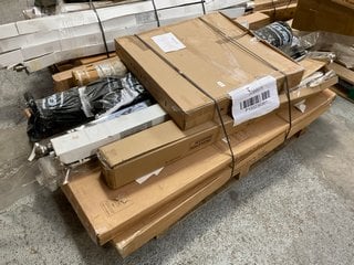Lot 389  
            Marchington SR11 - Delivery or Collection 

                
PALLET OF ASSORTED JOHN LEWIS & PARTNERS HOMEWARE ITEMS TO INCLUDE ASSORTED CURTA...