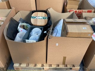 Lot 414  
            Marchington SR11 - Delivery or Collection 

                
PALLET OF ASSORTED ITEMS TO INCLUDE JOHN LEWIS & PARTNERS MALTON TABLE LAMP: LOCA...