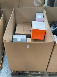 Lot 471  
            Marchington SR11 - Delivery or Collection 

                
QTY OF ASSORTED ITEMS TO INCLUDE JOHN LEWIS & PARTNERS DRIP FILTER COFFEE MACHINE...
