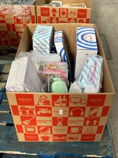Lot 476  
            Marchington SR11 - Delivery or Collection 

                
QTY OF ASSORTED ITEMS TO INCLUDE JOHN LEWIS & PARTNERS WOODEN TOY DRUM KIT: LOCAT...