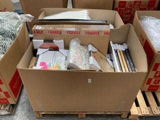 Lot 478  
            Marchington SR11 - Delivery or Collection 

                
QTY OF ASSORTED ITEMS TO INCLUDE JOHN LEWIS & PARTNERS SOFT TOUCH WASHABLE PILLOW...