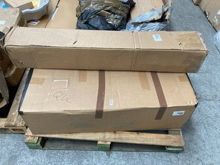 Lot 505  
            Marchington SR11 - Delivery or Collection 

                
GREEN LOUNGE POP UP GAZEBO WITH WHEELED CARRY BAG TO ALSO INCLUDE MY GARDEN STORI...