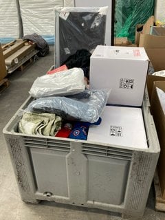 Lot 526  
            Marchington SR11 - Delivery or Collection 

                
PALLET OF ASSORTED ITEMS TO INCLUDE GLAM HAUS COOLER BOX: LOCATION - A8 (KERBSIDE...