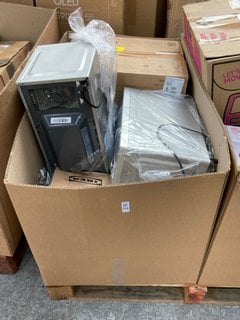 Lot 554  
            Marchington SR11 - Delivery or Collection 

                
QTY OF ASSORTED ITEMS TO INCLUDE JOHN LEWIS & PARTNERS 20L SOLO MICROWAVE IN SILV...