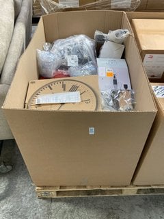 Lot 559  
            Marchington SR11 - Delivery or Collection 

                
QTY OF ASSORTED ITEMS TO INCLUDE KENWOOD DAWN COLLECTION 4 SLICE TOASTER: LOCATIO...