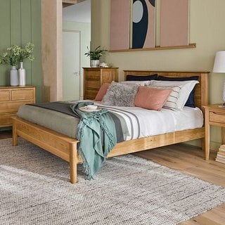 Lot 10  
            Marchington SR11 - Delivery or Collection 

                
OAK FURNITURELAND COPENHAGEN NATURAL SOLID OAK KING-SIZE BED - ORIGINAL RRP £549....